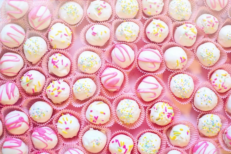 Cake Pops with Frosting